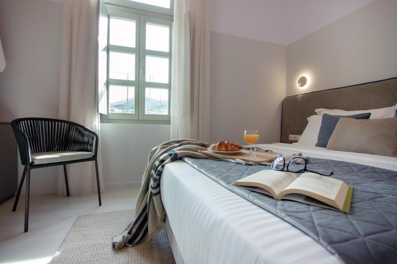 Octavia Rooms Corinth Екстериор снимка
