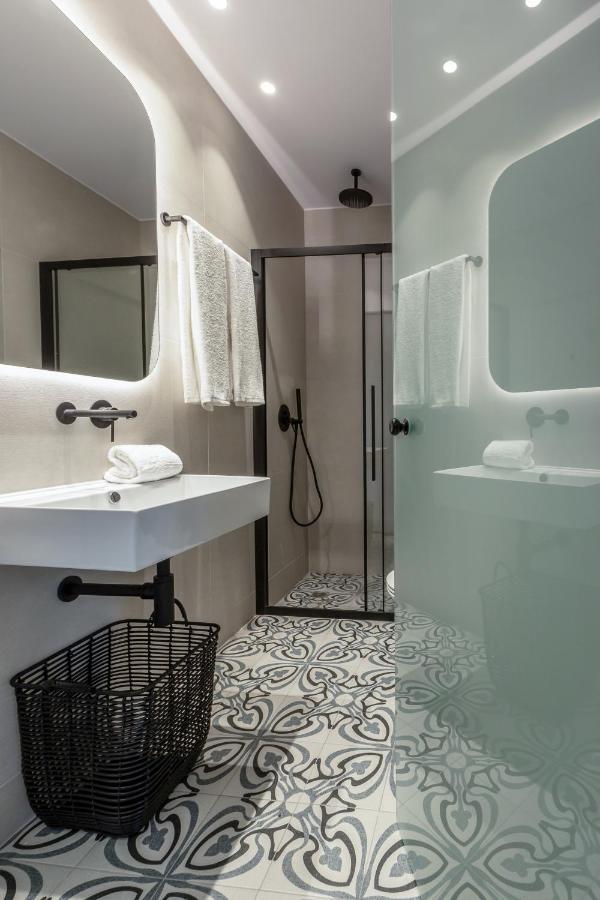 Octavia Rooms Corinth Екстериор снимка