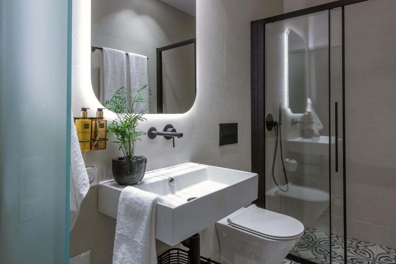 Octavia Rooms Corinth Екстериор снимка