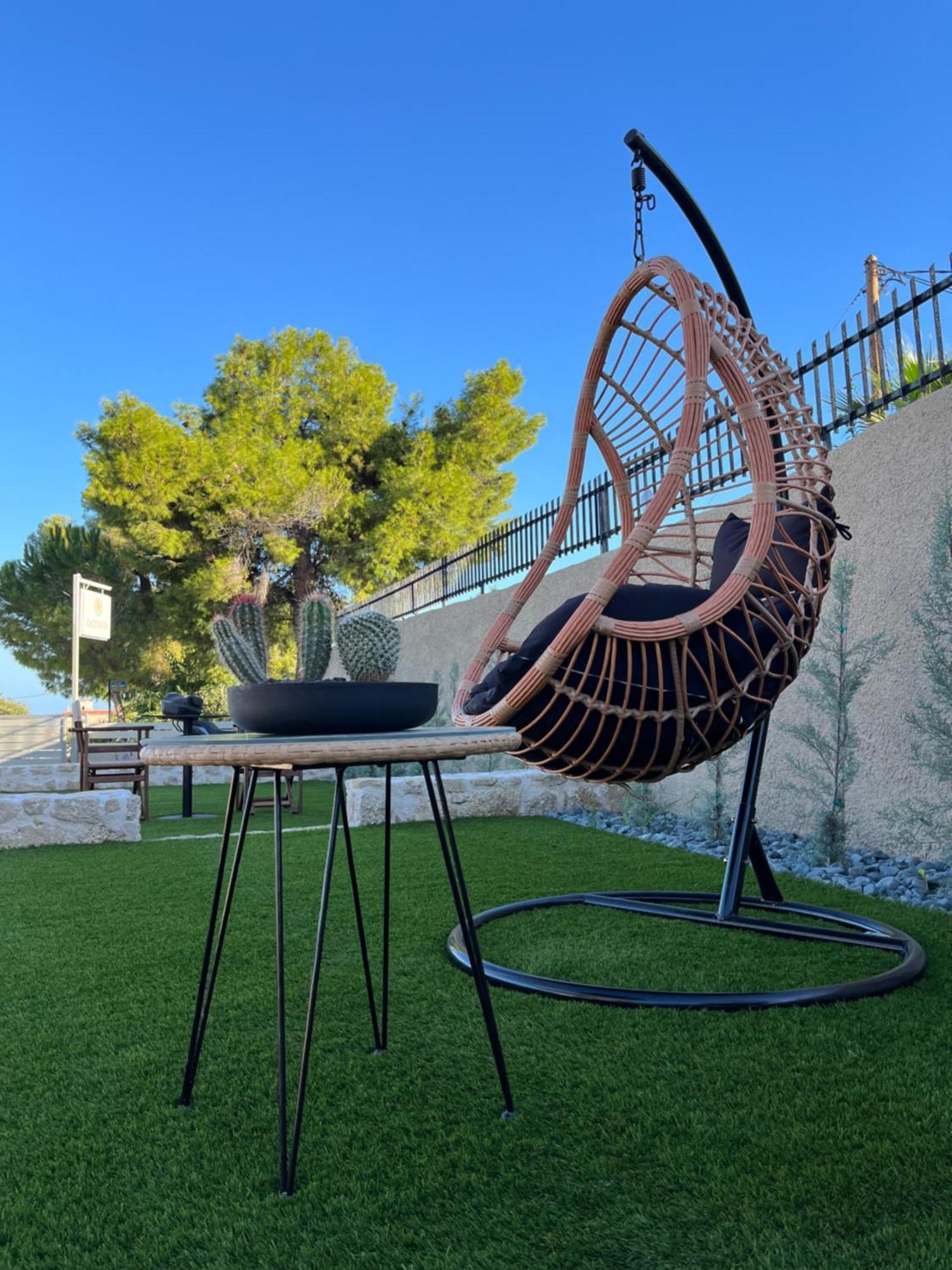 Octavia Rooms Corinth Екстериор снимка