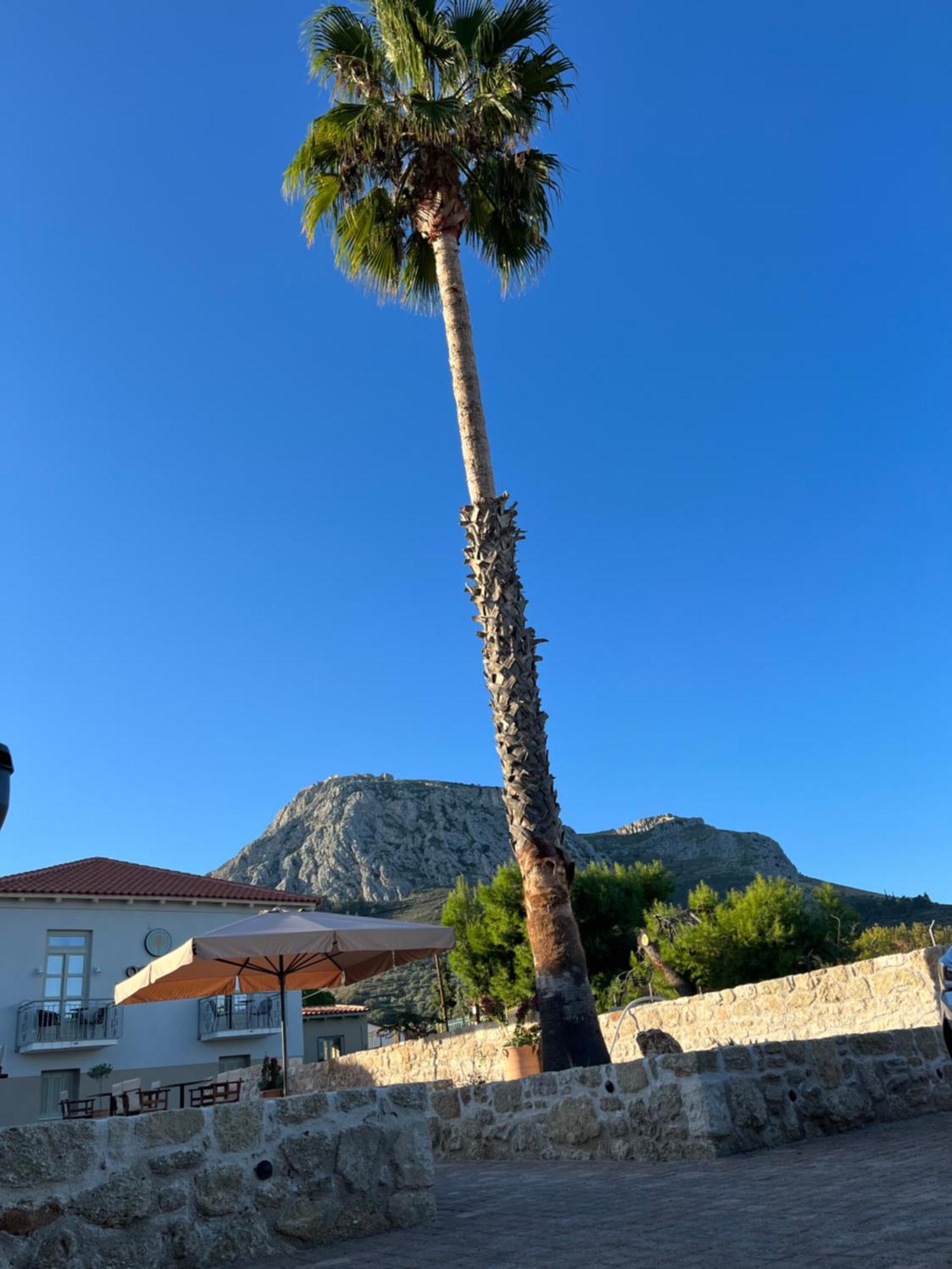 Octavia Rooms Corinth Екстериор снимка